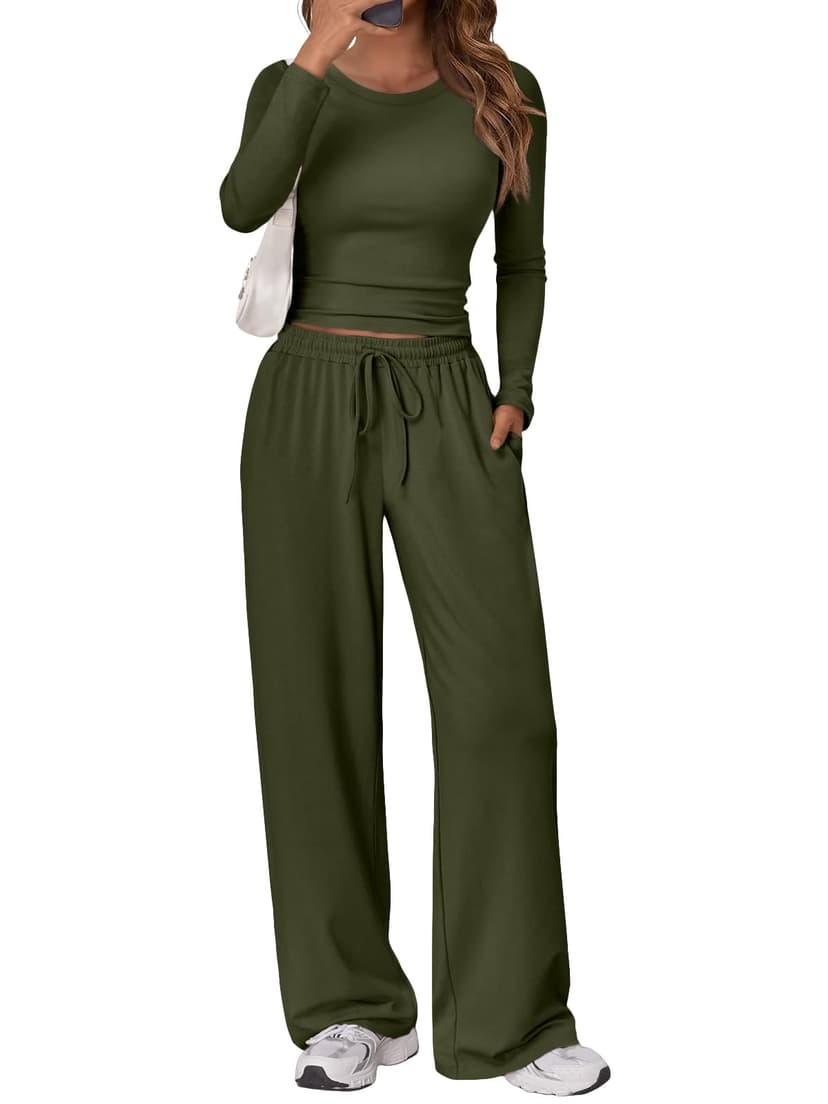 Trendy Queen Women's 2 Piece 2026 Fall Fashion Lounge Set with Pockets | Airport Outfit, Athleisure Workout Set, Fall Wardrobe Staple, Winter Style, Side-Ruched Top, Drawstring Wide-Leg Pants