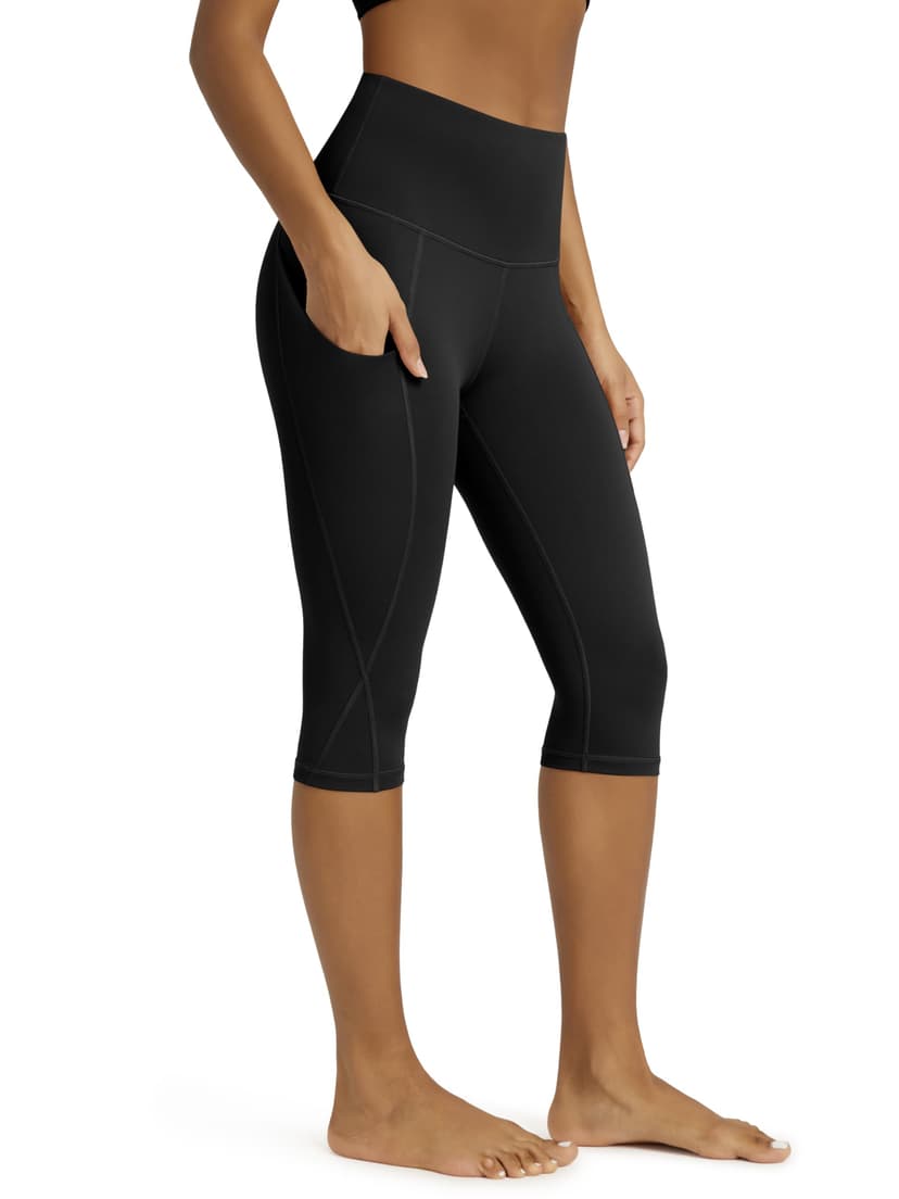 ODODOS Women's High Waisted Yoga Capris with Pockets, Tummy Control Non See Through Workout Athletic Running Capri Leggings