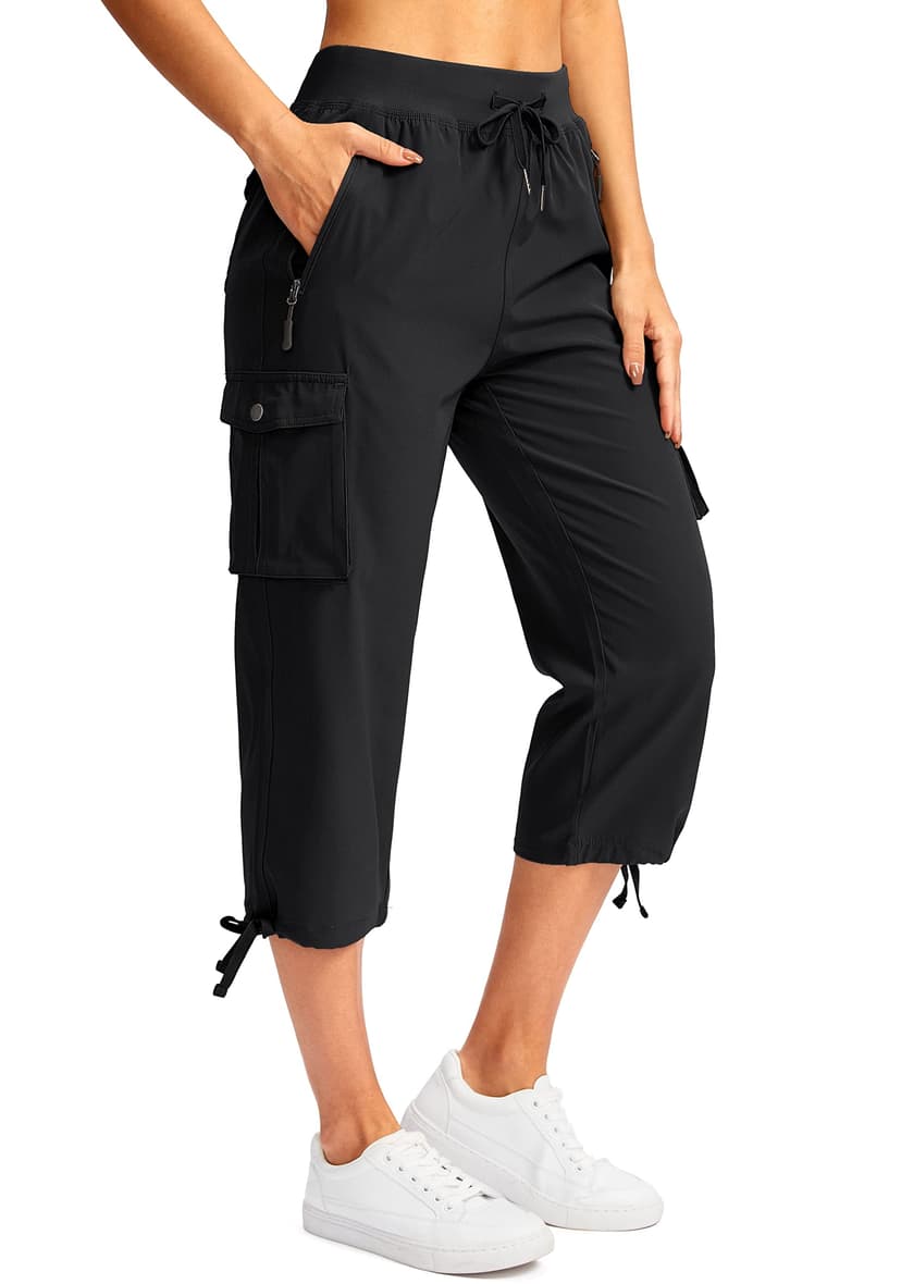 Soothfeel Women's Cargo Capris Pants with 6 Pockets Lightweight Quick Dry Travel Hiking Summer Pants for Women Casual
