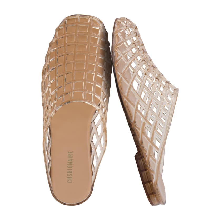 CUSHIONAIRE Lab Jelly Flats for Women, Closed Toe Slip On Lightweight Womens Mules with Woven Design and Cushioned Comfort