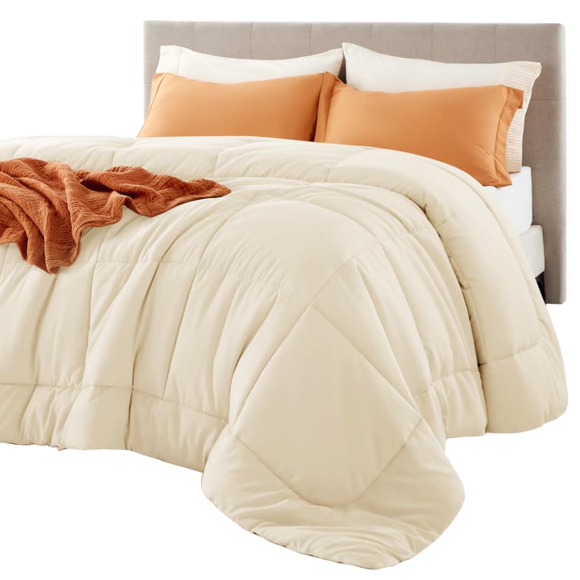 Bedsure Comforter Duvet Insert - Quilted Comforters Twin Size, All Season Duvet, GentleSoft Down Alternative Bedding, with 8 Tabs, Gifts for Women/Men,Cream,Twin 88 x 68 Inches