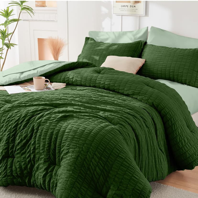 HYMOKEGE Dark Green/Sage Green Oversized King Comforter Set Seersucker 7 Pieces, All Season Luxury Bed in a Bag for Bedroom, Bedding Set with Comforter, Sheets, Pillowcases & Shams