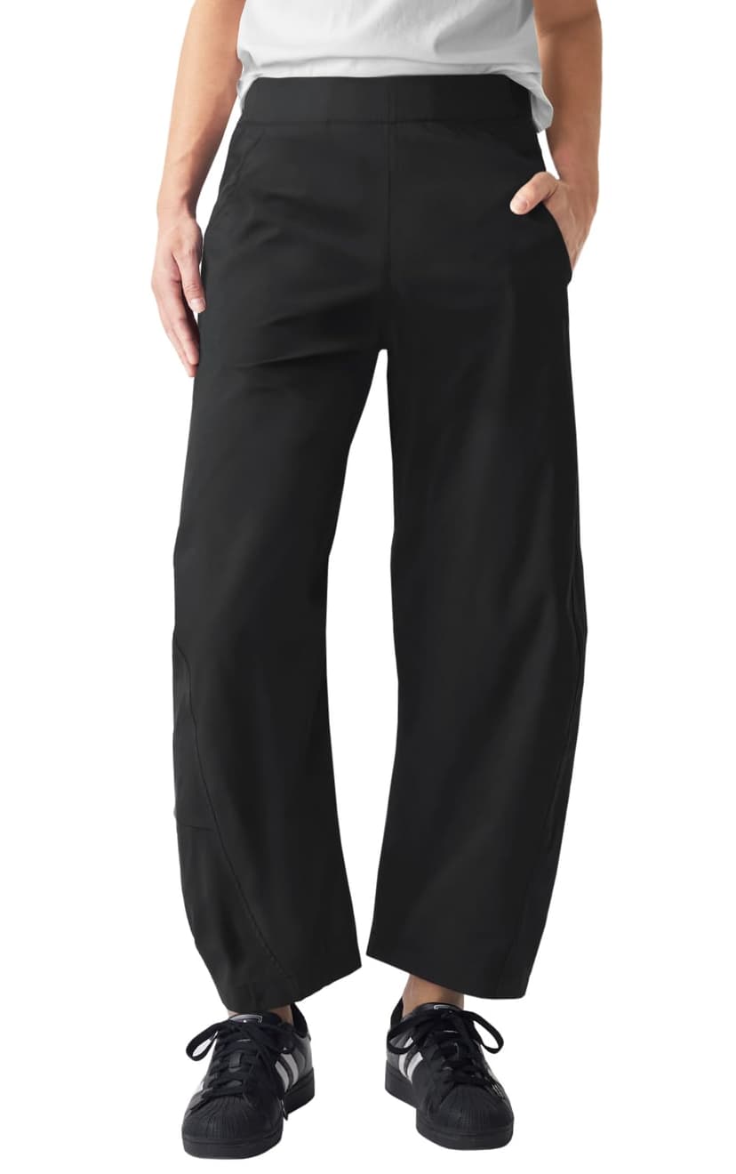 EGOCKAL Womens Elastic Waist Ankle Pants Baggy Curved Tapered Leg Barrel Travel Pants with Pockets