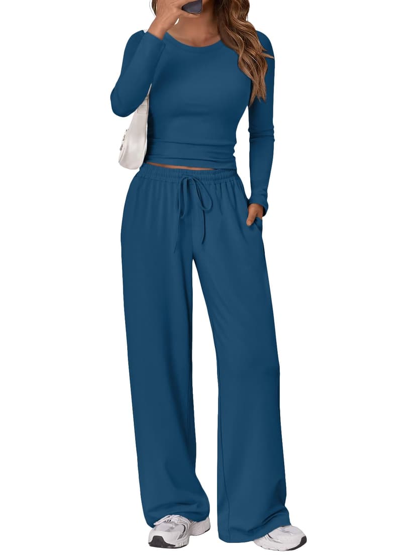 Trendy Queen Women's 2 Piece 2026 Fall Fashion Lounge Set with Pockets | Airport Outfit, Athleisure Workout Set, Fall Wardrobe Staple, Winter Style, Side-Ruched Top, Drawstring Wide-Leg Pants